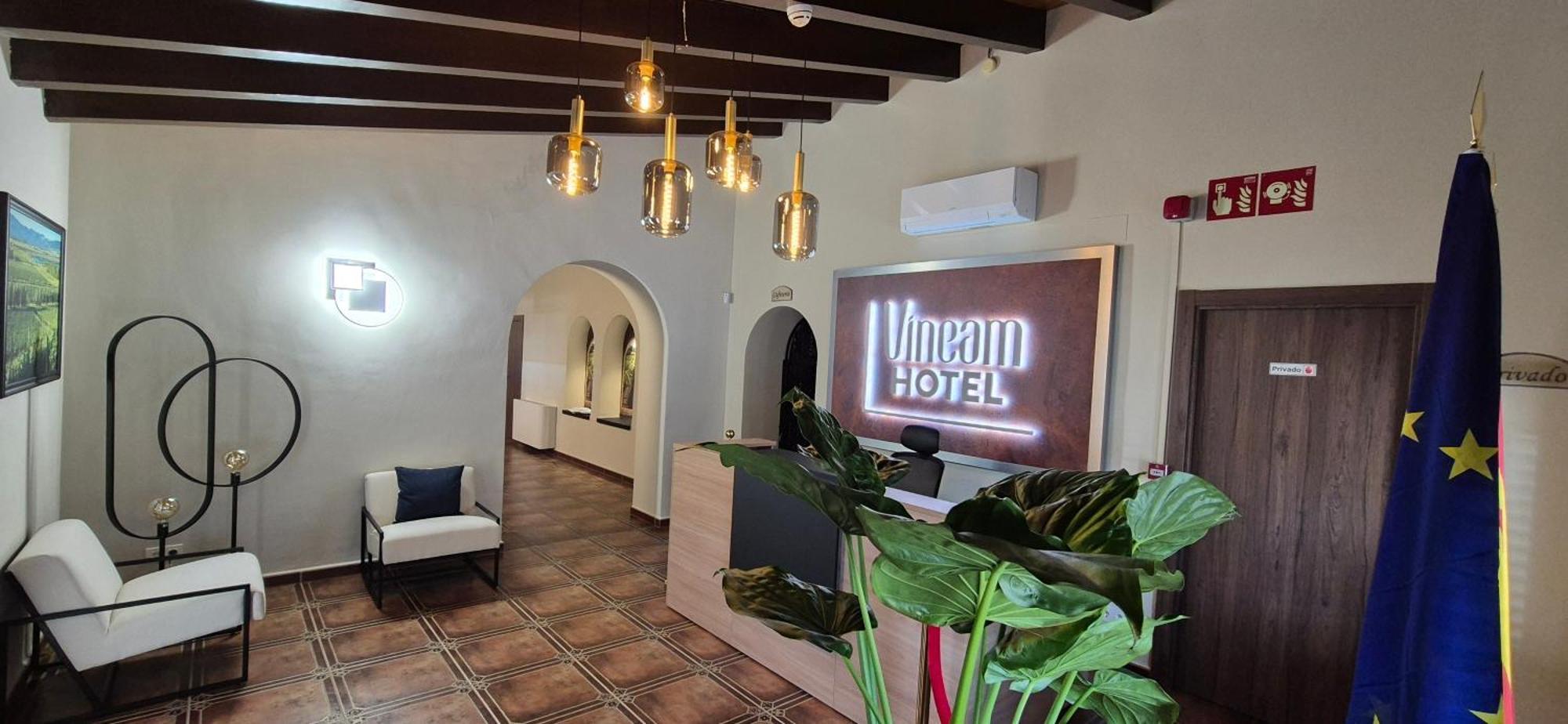 Vineam Hotel La Muela  Exterior photo